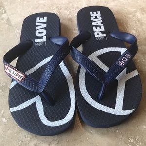 Peace Love World girls flip flops